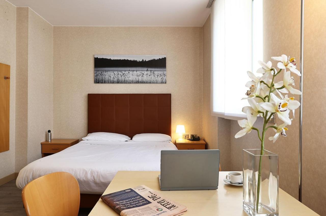 Residence Cimarosa ミラノ エクステリア 写真