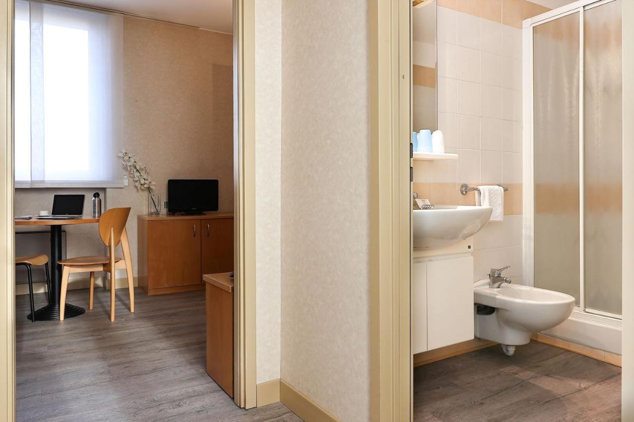 Residence Cimarosa ミラノ エクステリア 写真